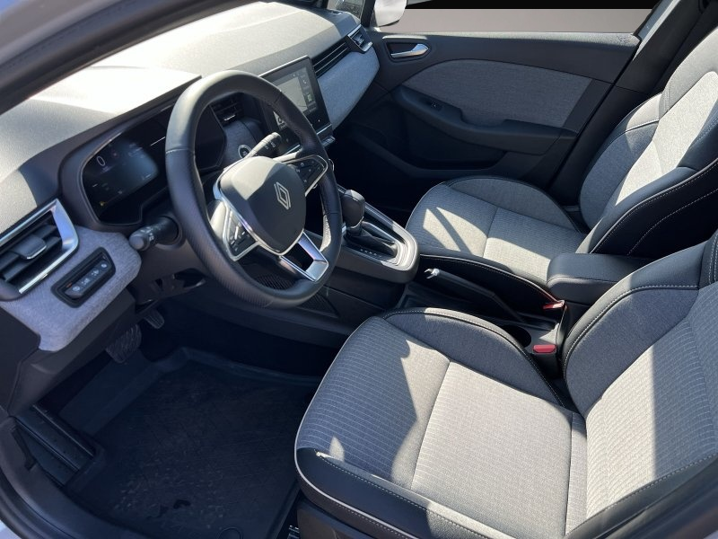 Renault Clio (05/2025, Benzin)