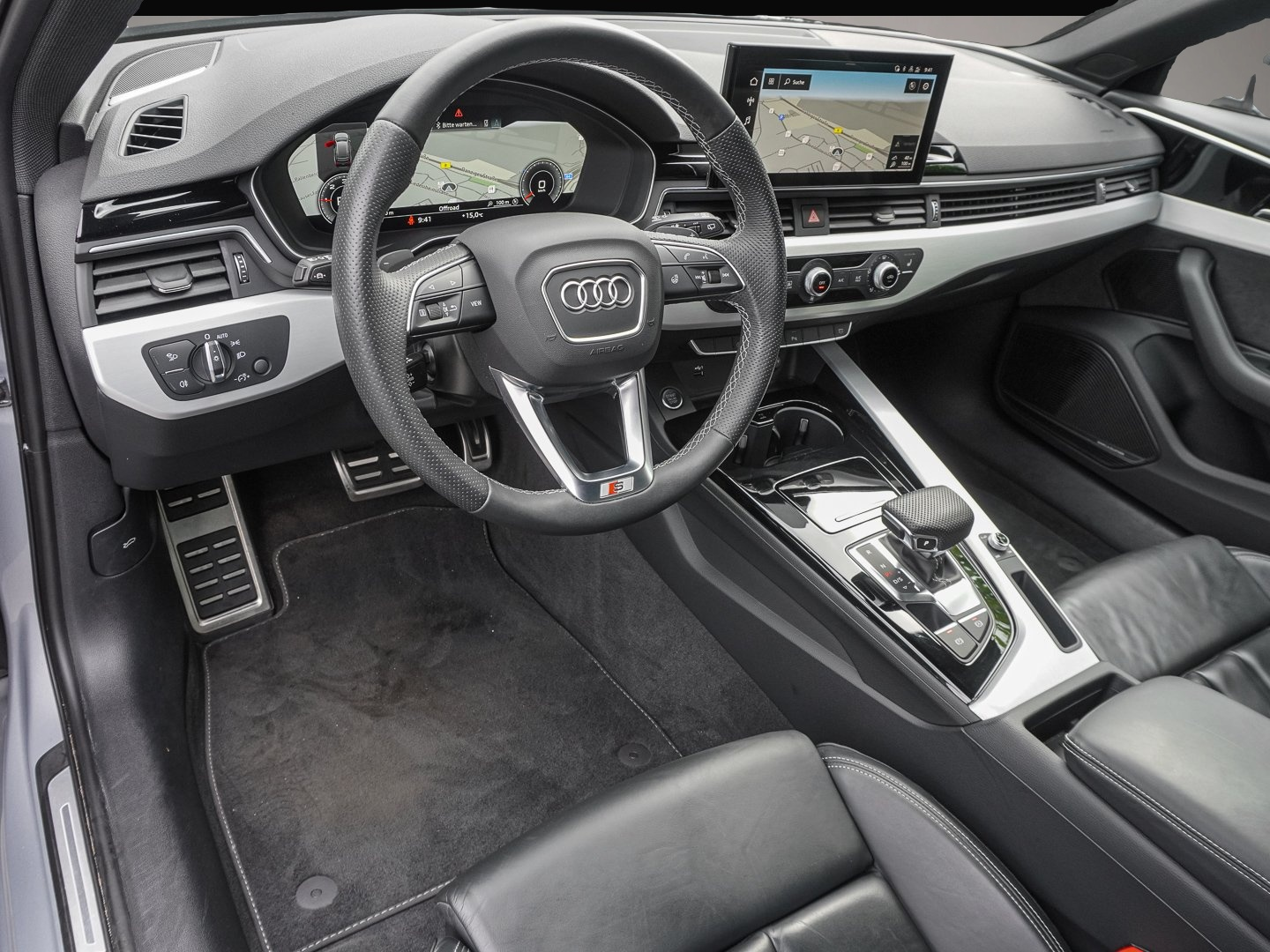 Audi A4 (04/2023, Diesel)
