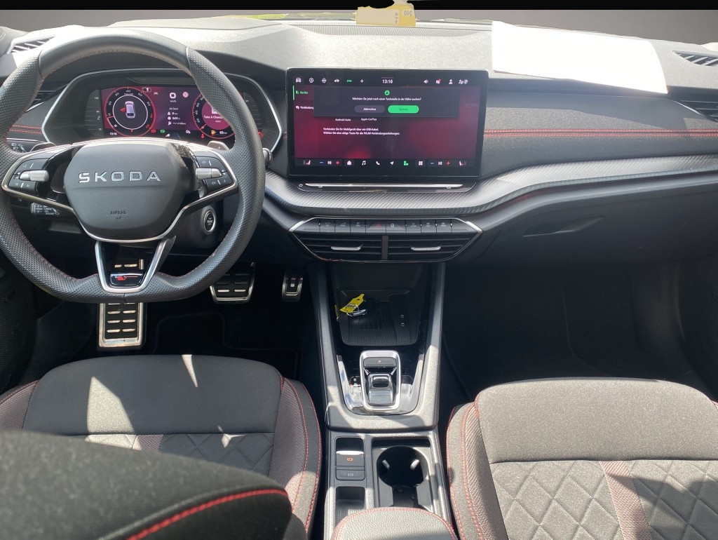Skoda Octavia (06/2025, Benzin)
