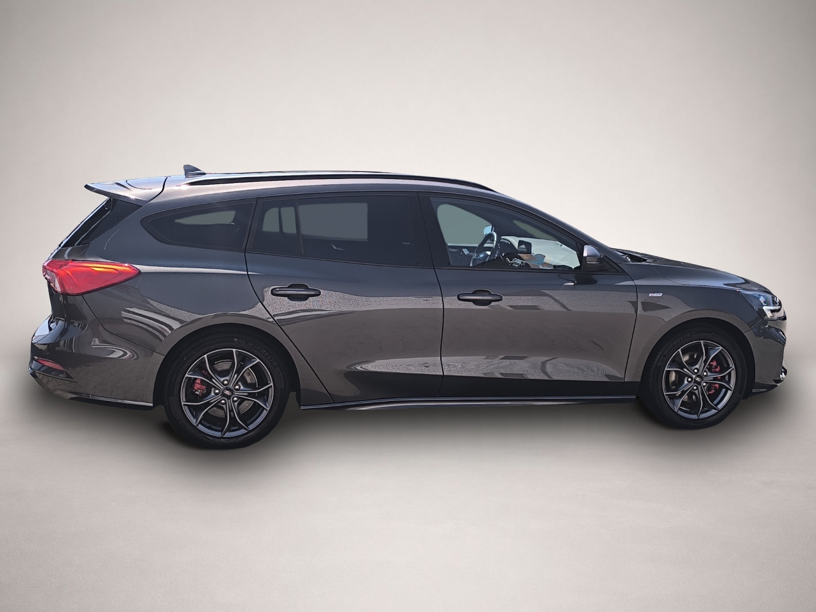 Ford Focus (04/2021, )