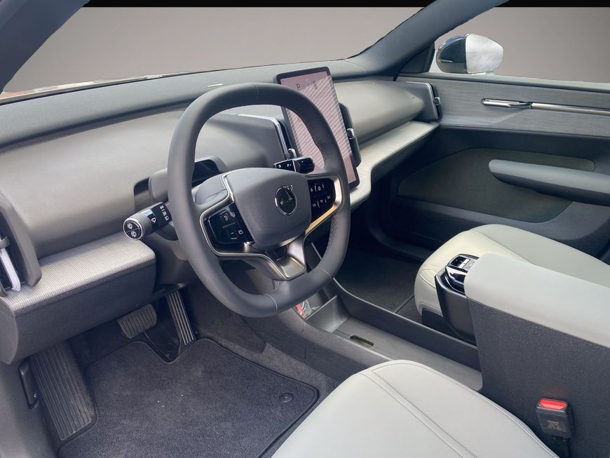 Volvo EX30 (09/2025, ELECTRIC)