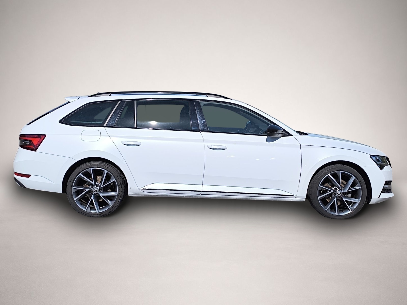 Skoda Superb (01/2023, Diesel)