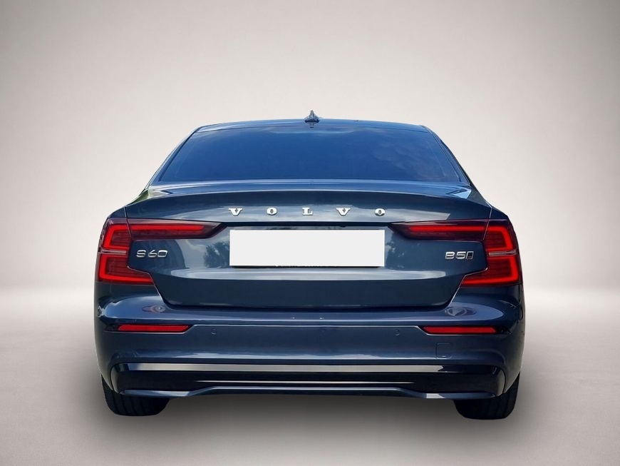Volvo S60 (01/2024, Benzin)