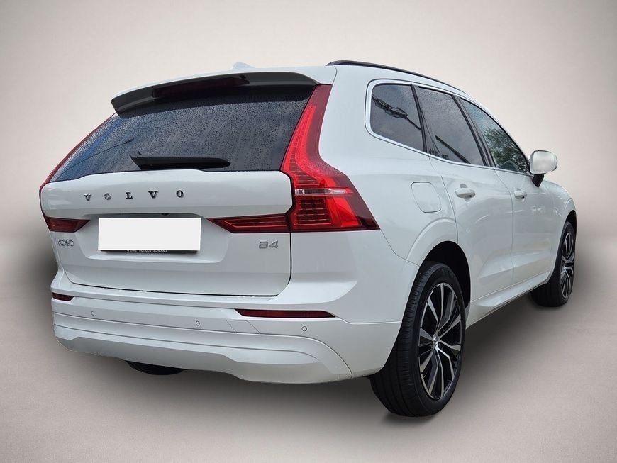 Volvo XC60 (12/2023, Benzin)