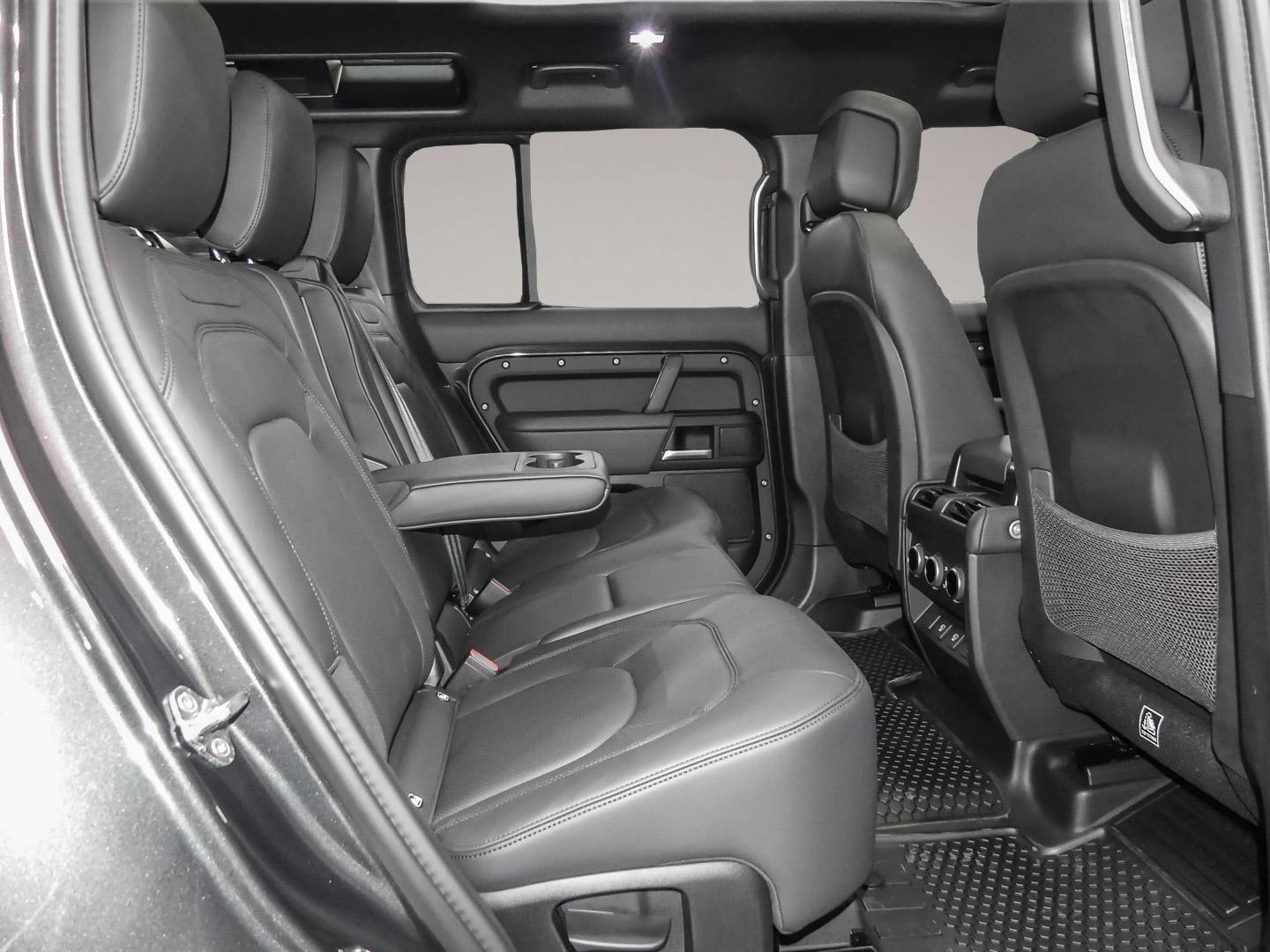Land-Rover Defender (12/2024, Diesel)