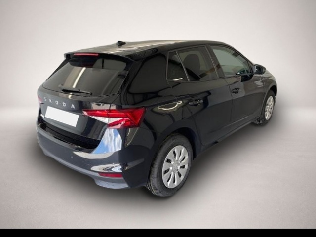 Skoda Fabia (, Benzin)