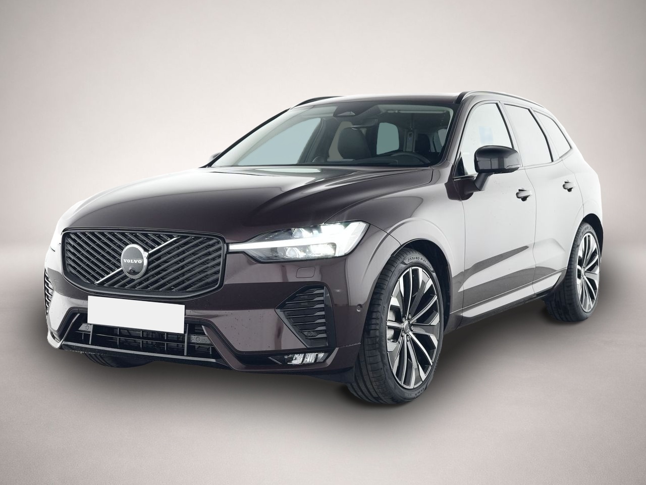 Volvo XC60 (08/2025, Benzin)