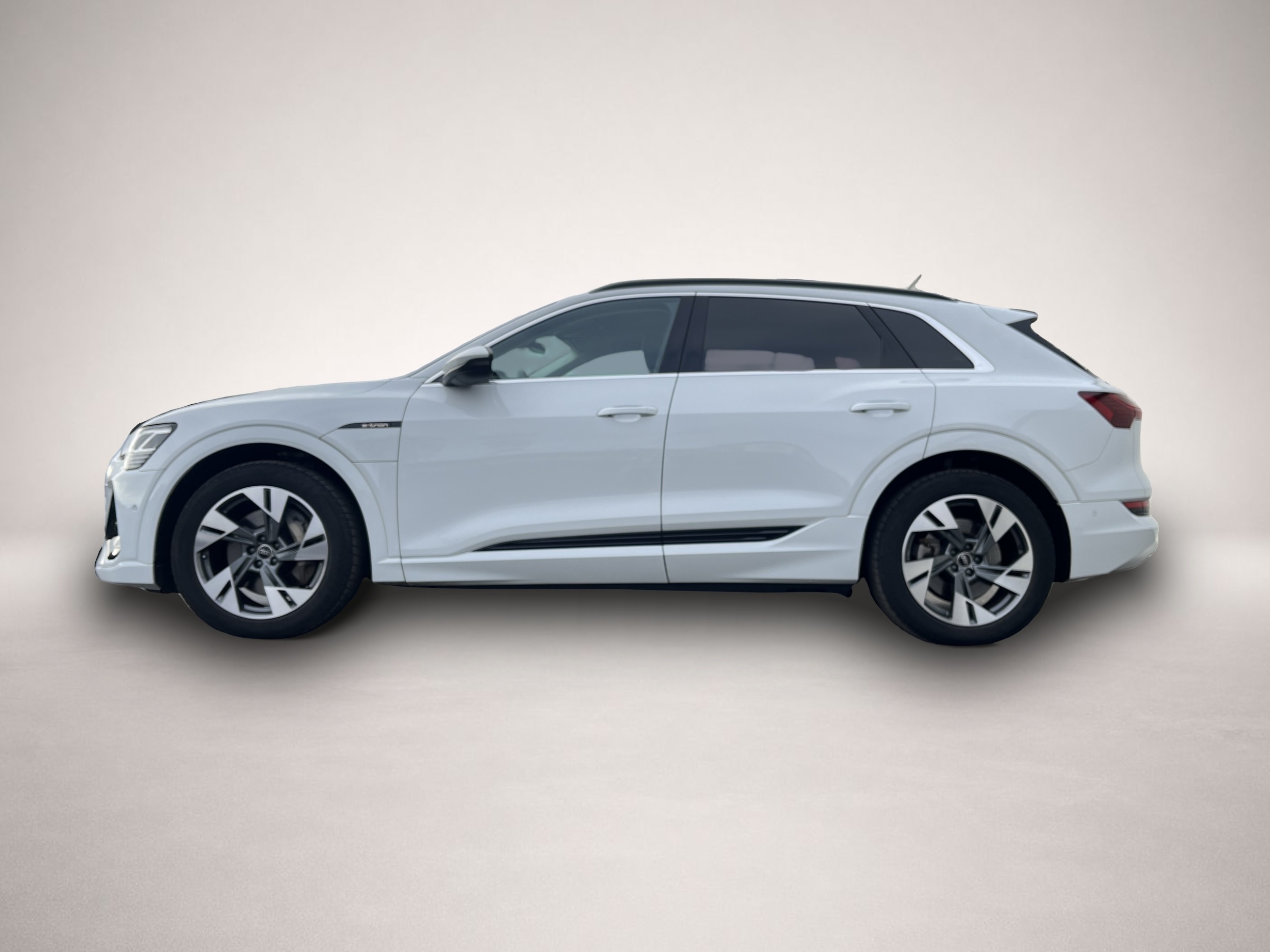 Audi e-tron (09/2022, ELECTRIC)