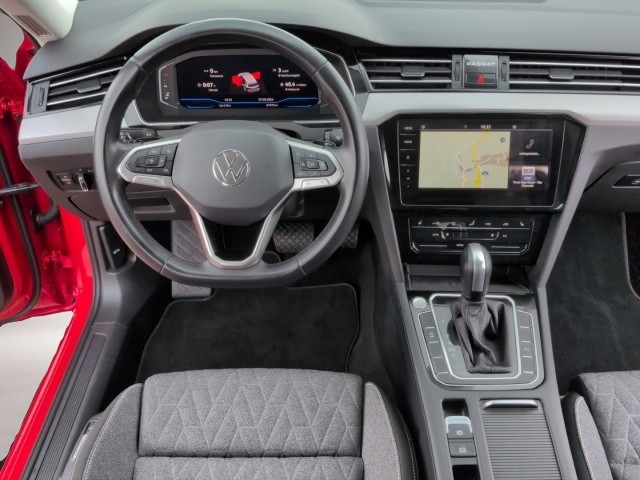 Volkswagen Passat Variant (10/2023, Diesel)