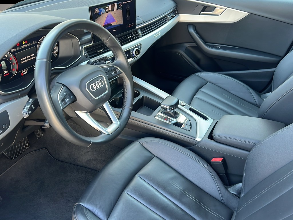 Audi quattro (03/2023, Benzin)