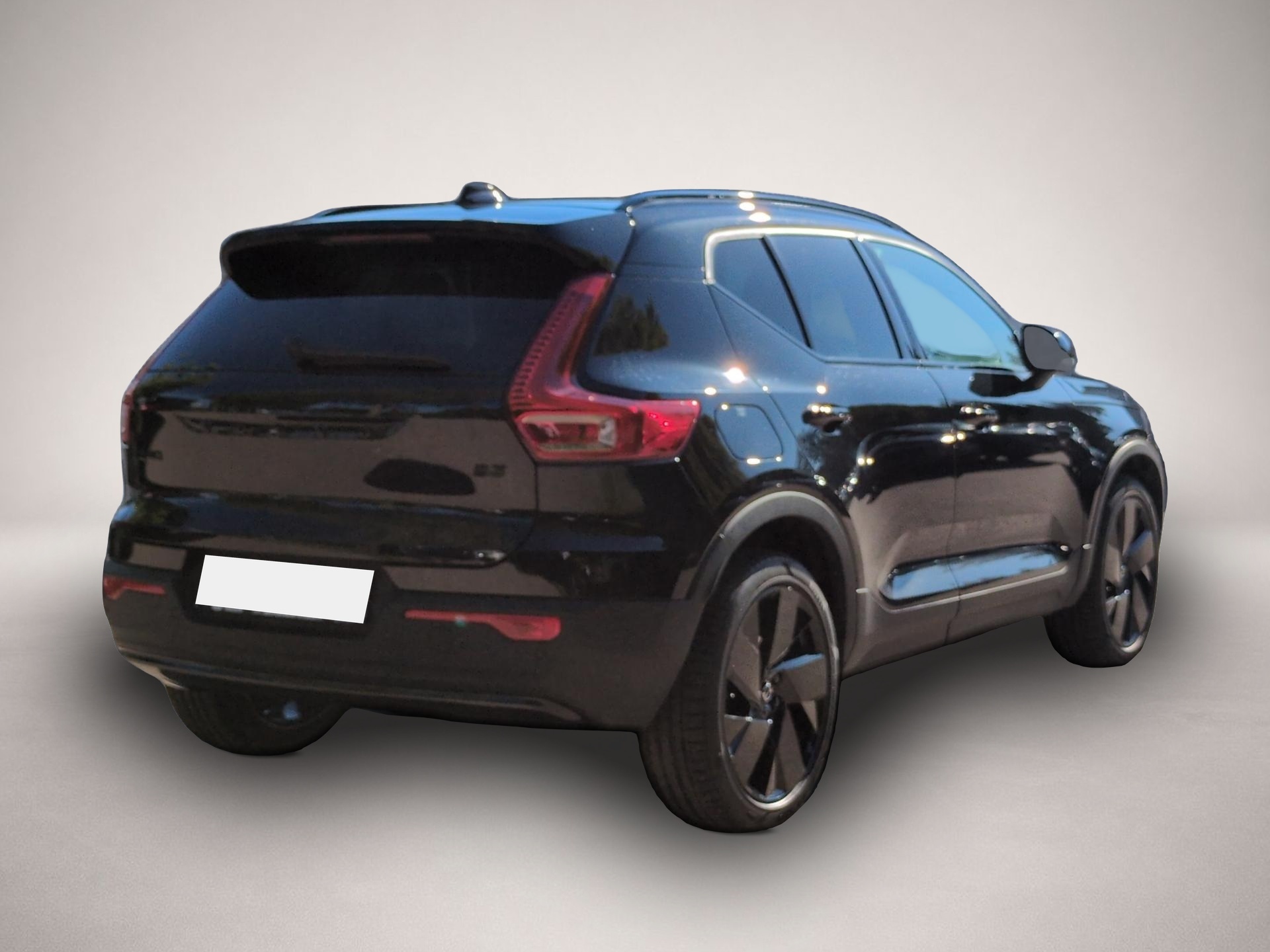 Volvo XC40 (10/2025, Benzin)