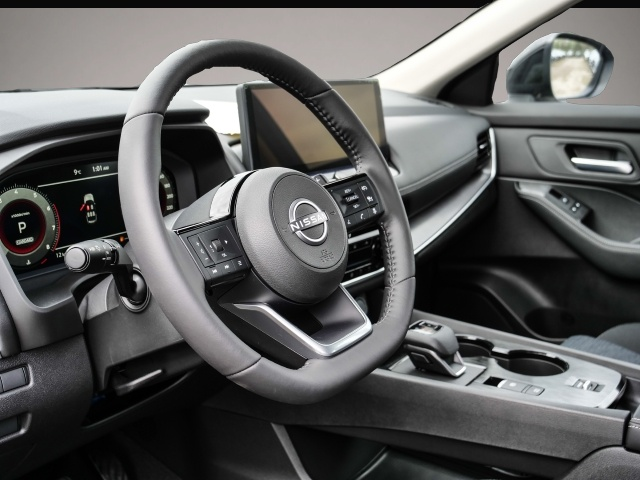 Nissan X-Trail (06/2026, Benzin)