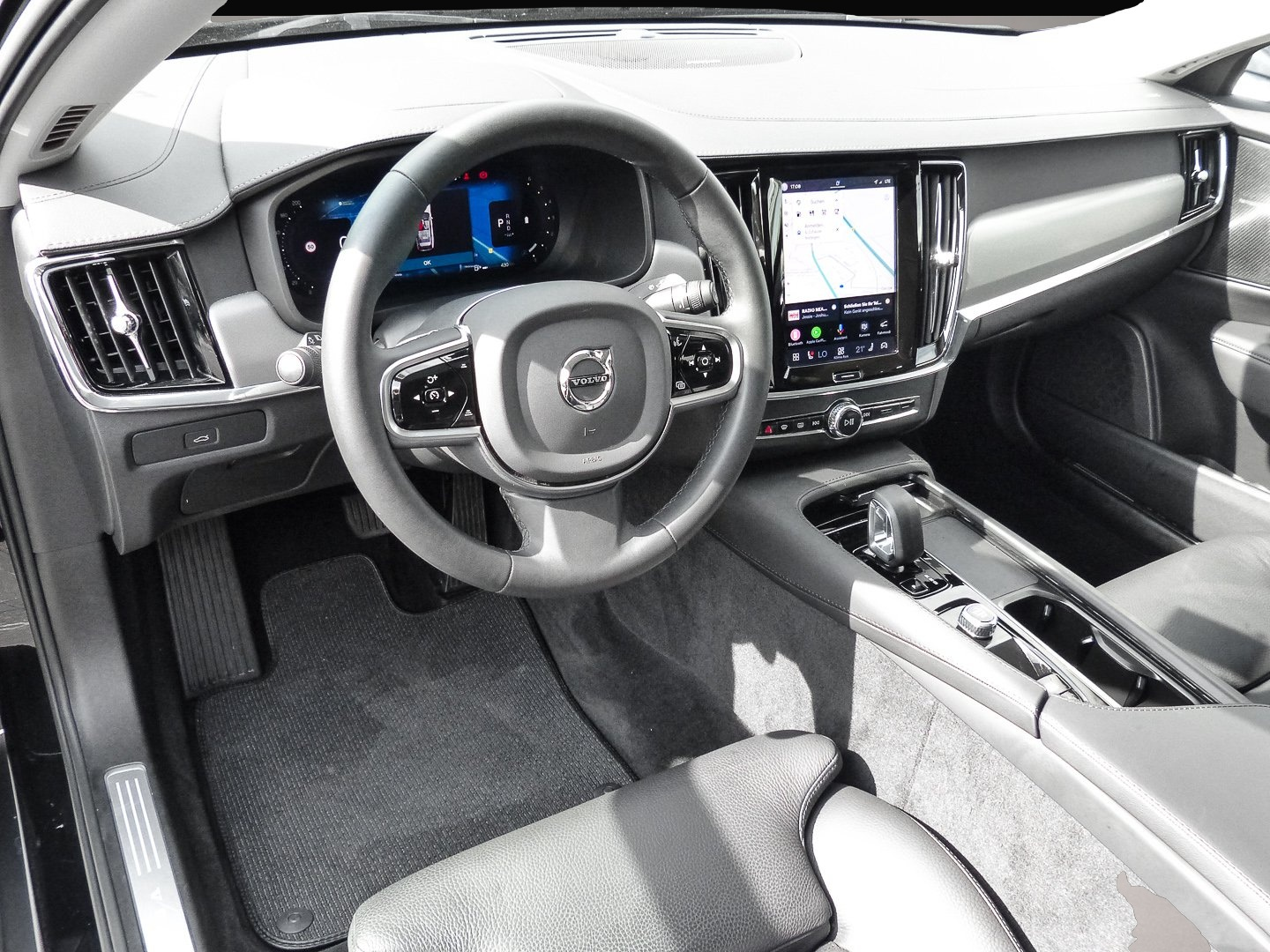 Volvo V90 Cross Country (11/2023, )