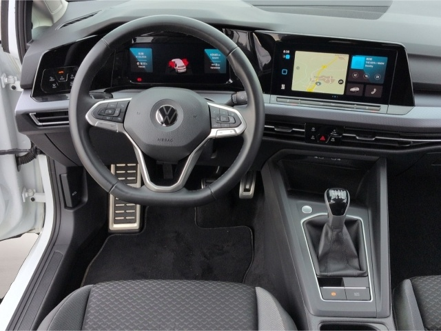 Volkswagen Golf (12/2022, Benzin)