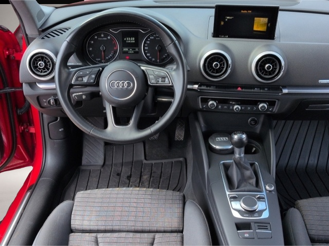 Audi A3 (07/2020, Benzin)