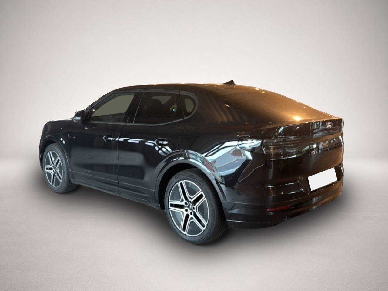 Ford Capri (11/2024, ELECTRIC)