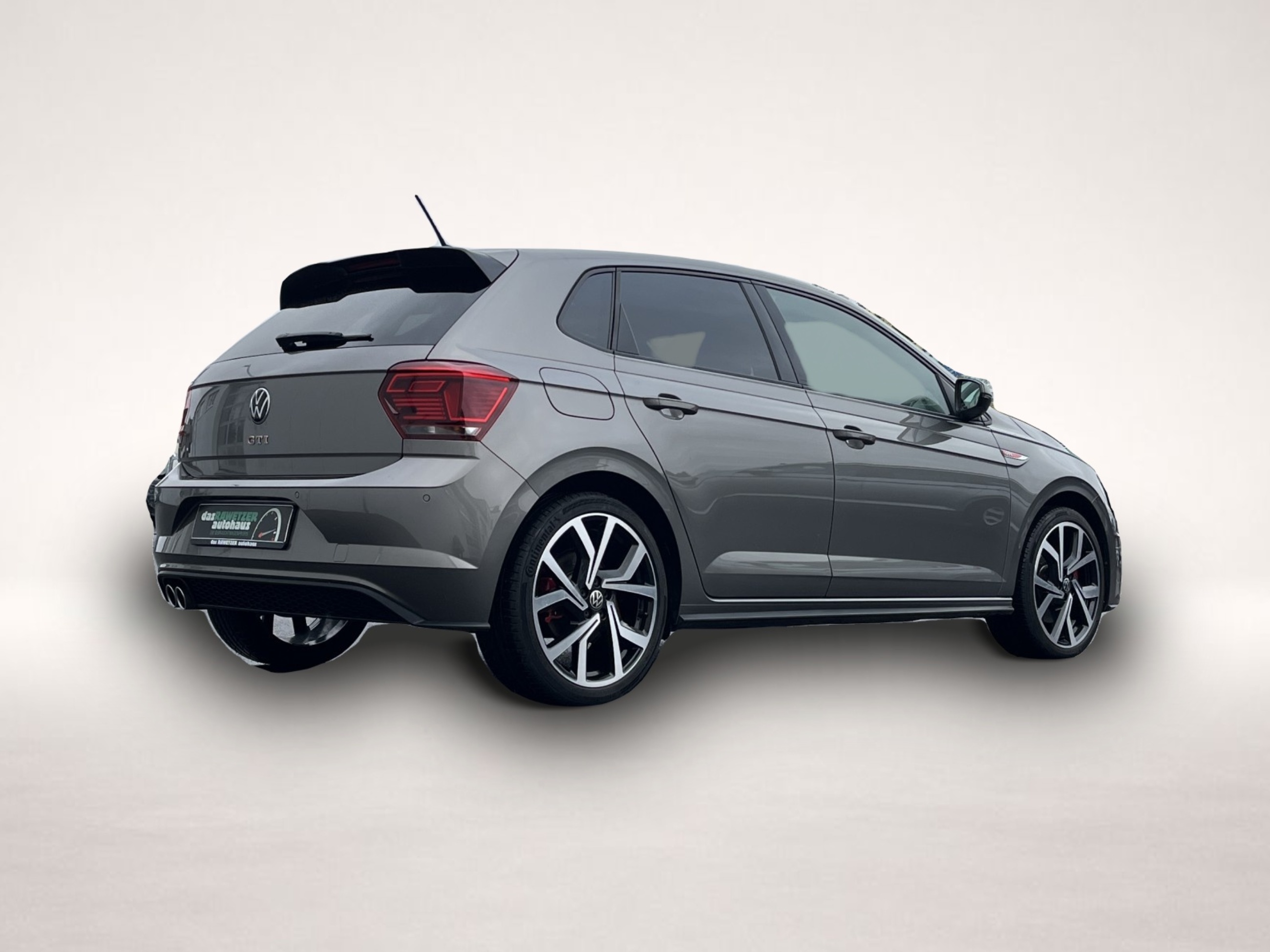 Volkswagen Polo (01/2022, Benzin)