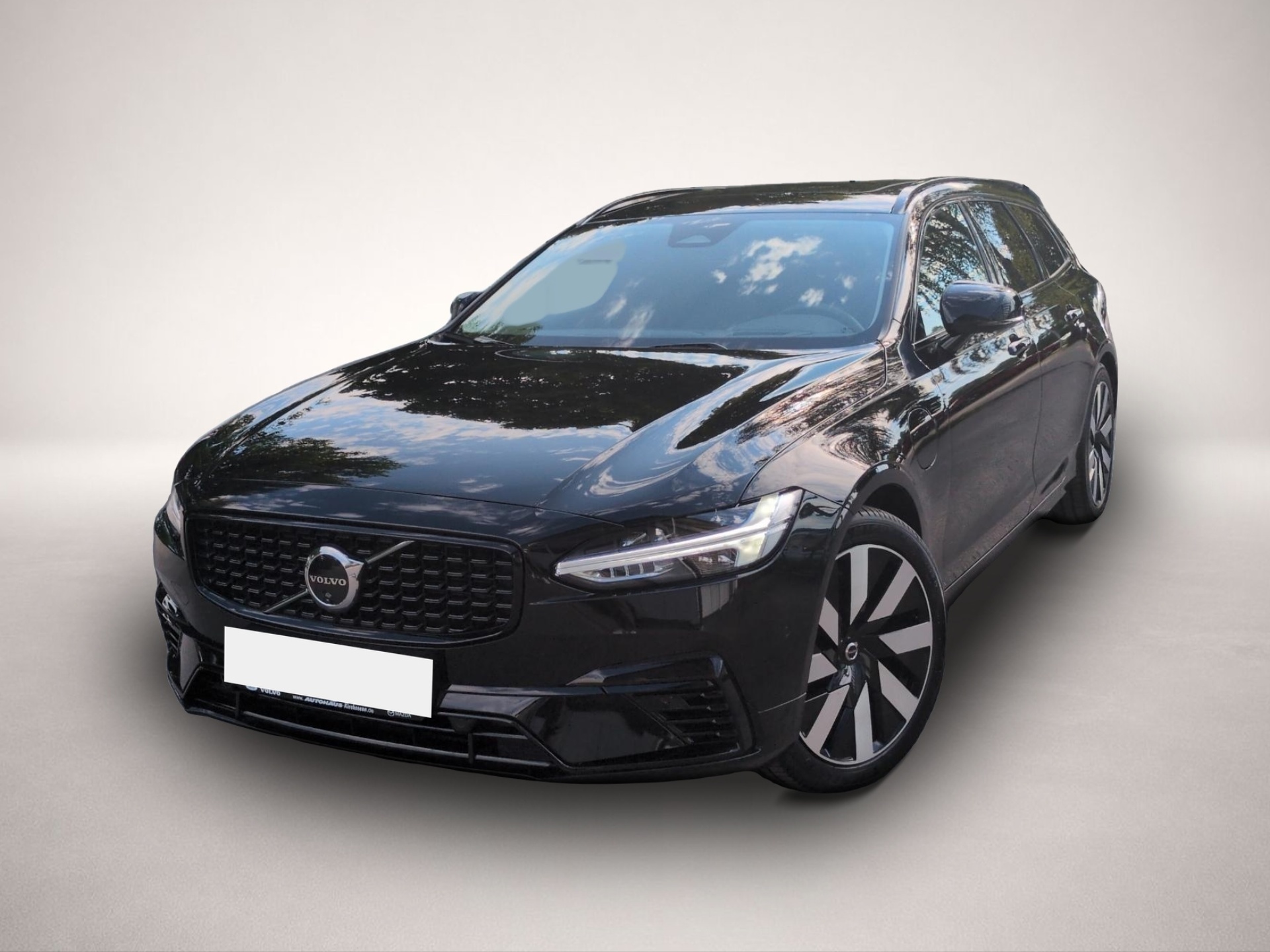 Volvo V90 (10/2025, Hybrid (Benzin/Elektro))