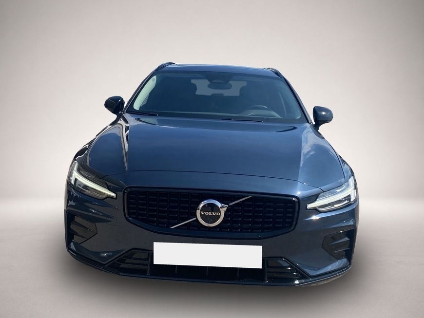 Volvo V60 (09/2025, Benzin)