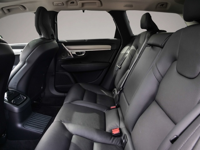 Volvo V90 (10/2024, Hybrid (Benzin/Elektro))