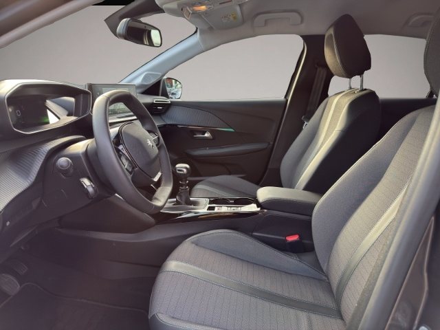 Peugeot 208 (10/2022, Benzin)