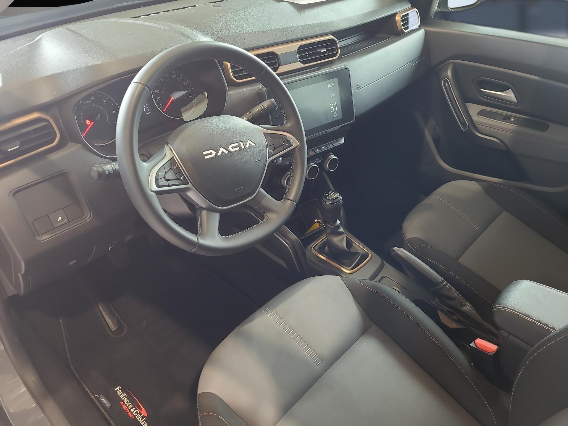 Dacia Duster (07/2023, Benzin)
