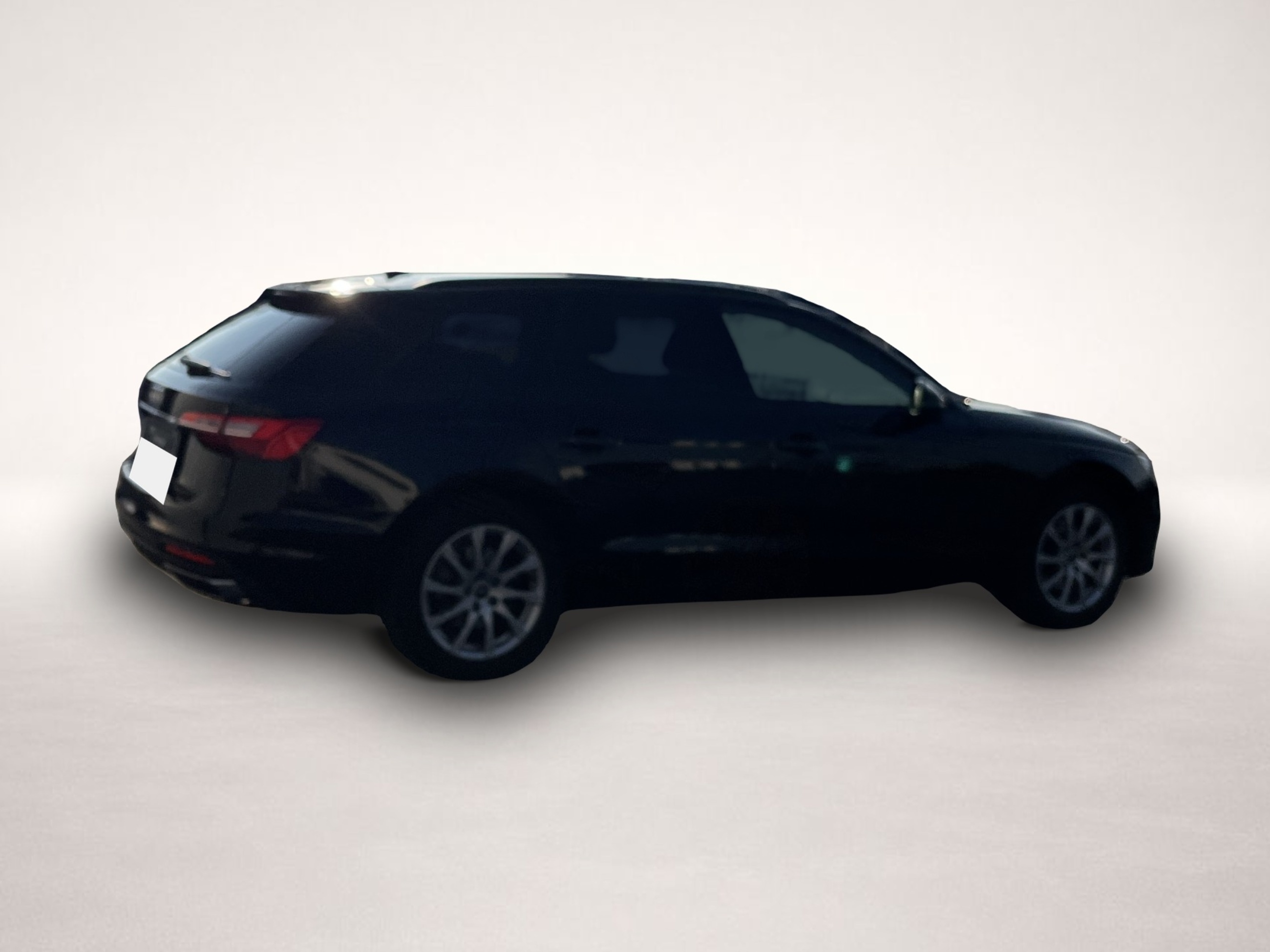 Audi A4 (08/2022, Benzin)