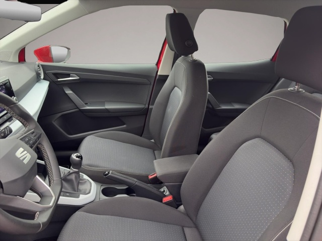 Seat Arona (03/2023, Benzin)
