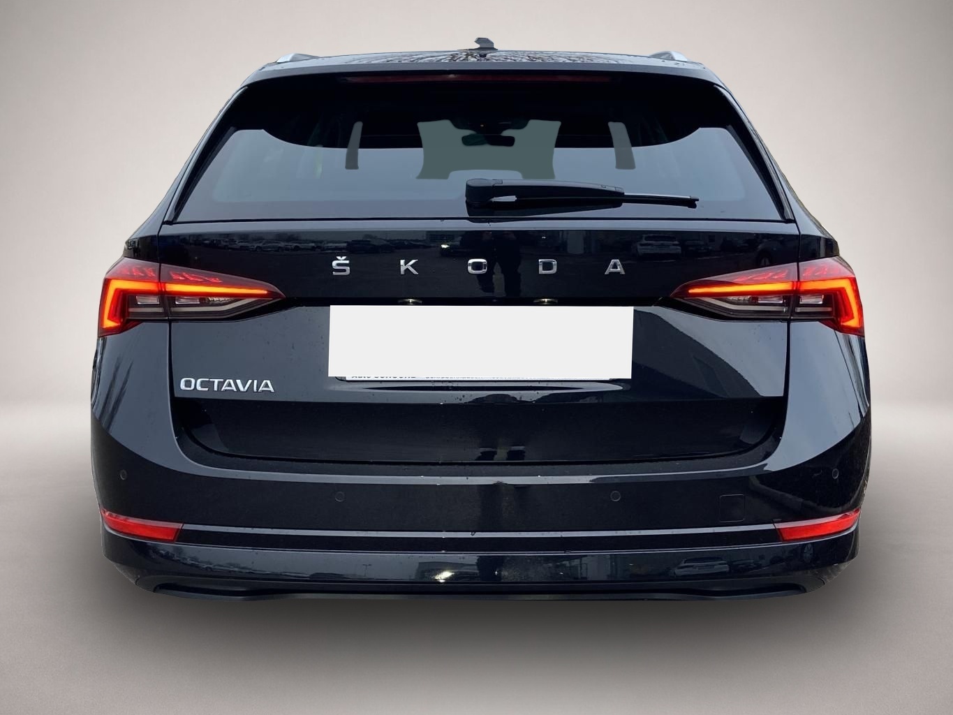 Skoda Octavia (06/2022, )