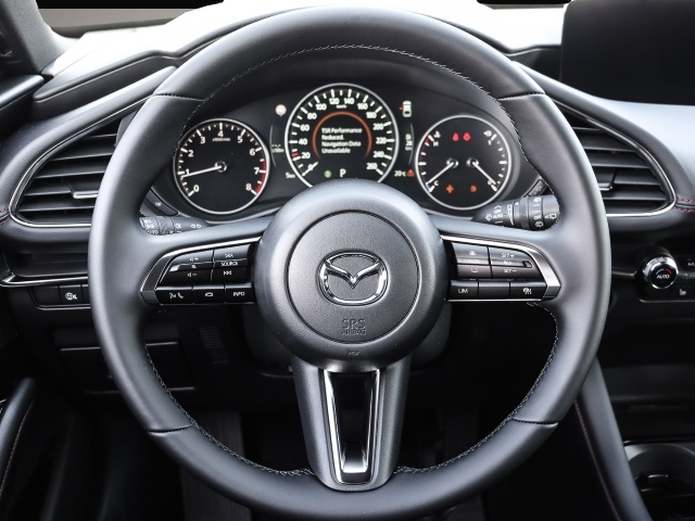 Mazda 3 (12/2025, Benzin)