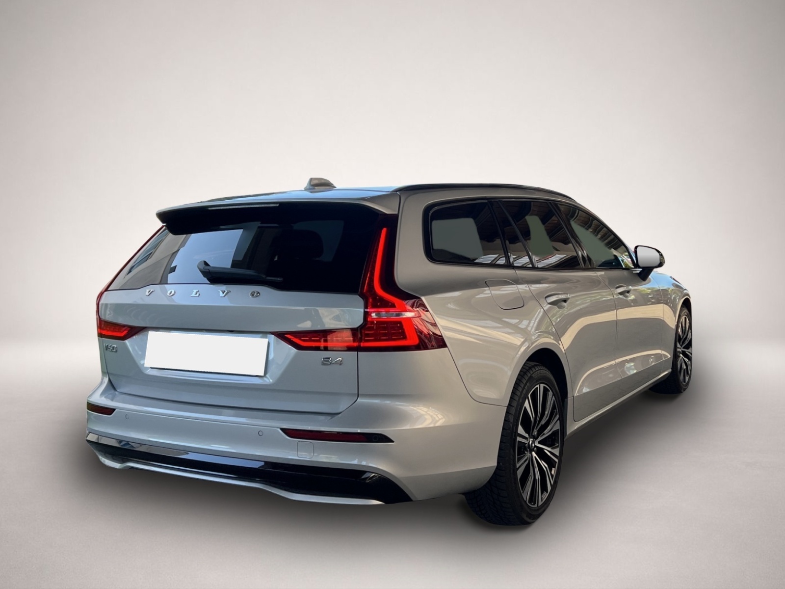 Volvo V60 (04/2024, Benzin)