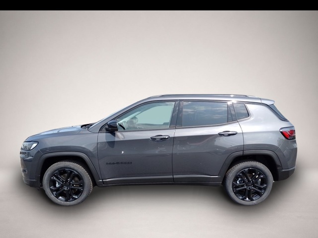Jeep Compass (04/2023, Benzin)