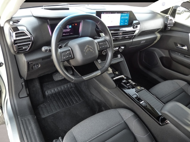 Citroen C4 (11/2023, Benzin)