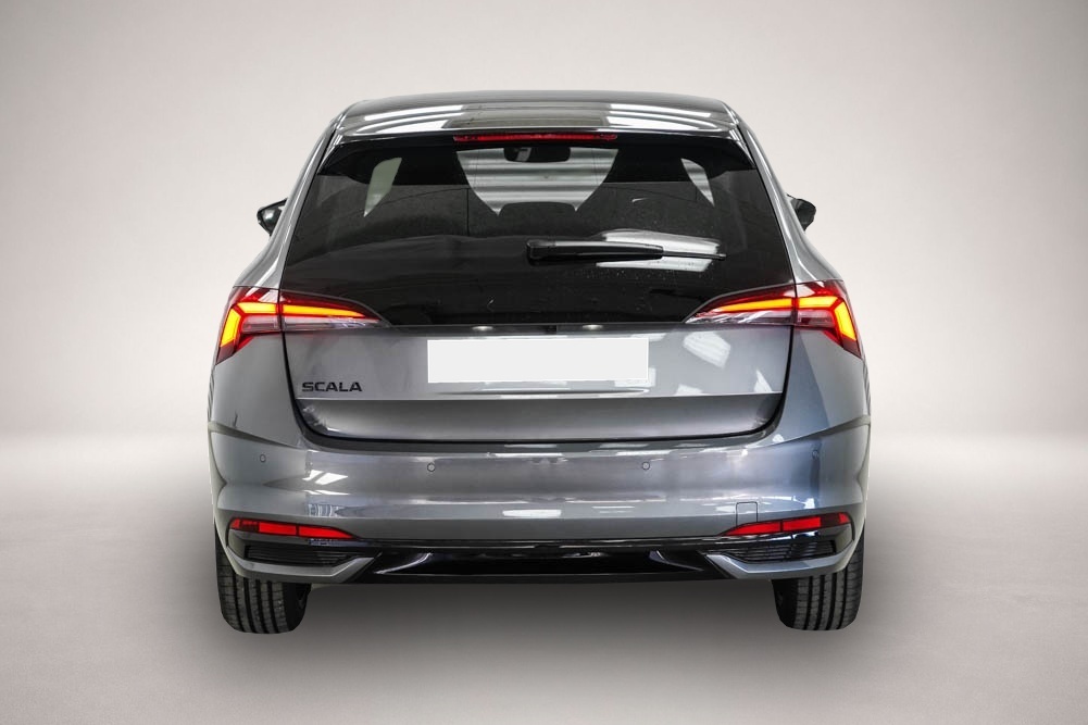 Skoda Scala (10/2025, Benzin)