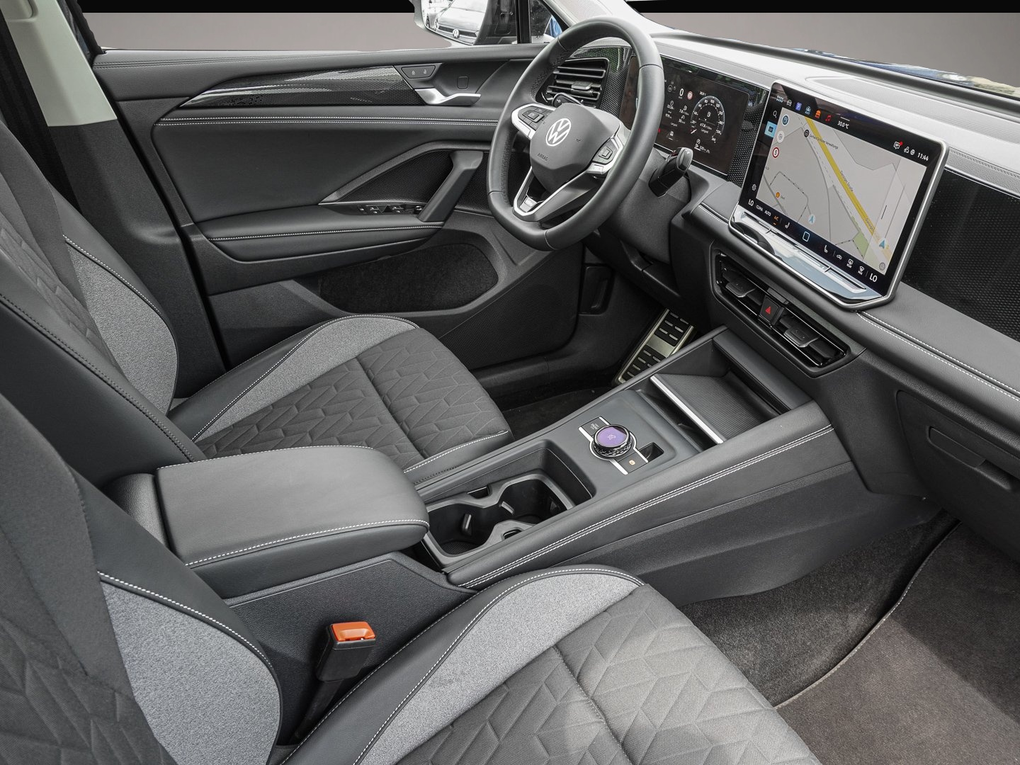Volkswagen Tiguan (09/2025, Benzin)