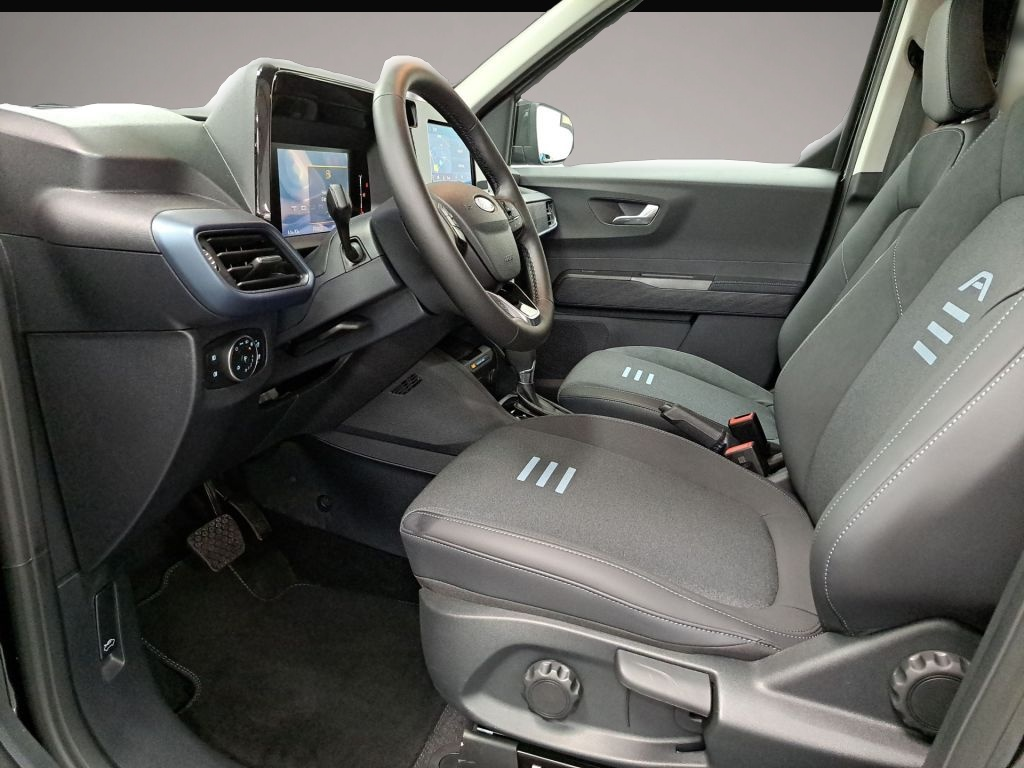 Ford Tourneo Courier (06/2026, Benzin)