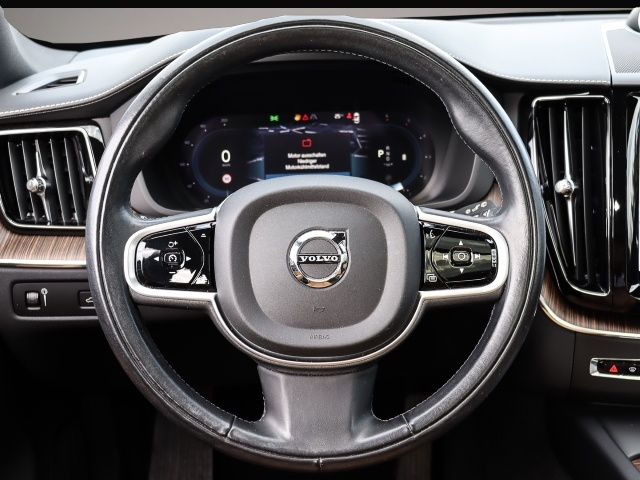 Volvo XC60 (06/2022, Diesel)