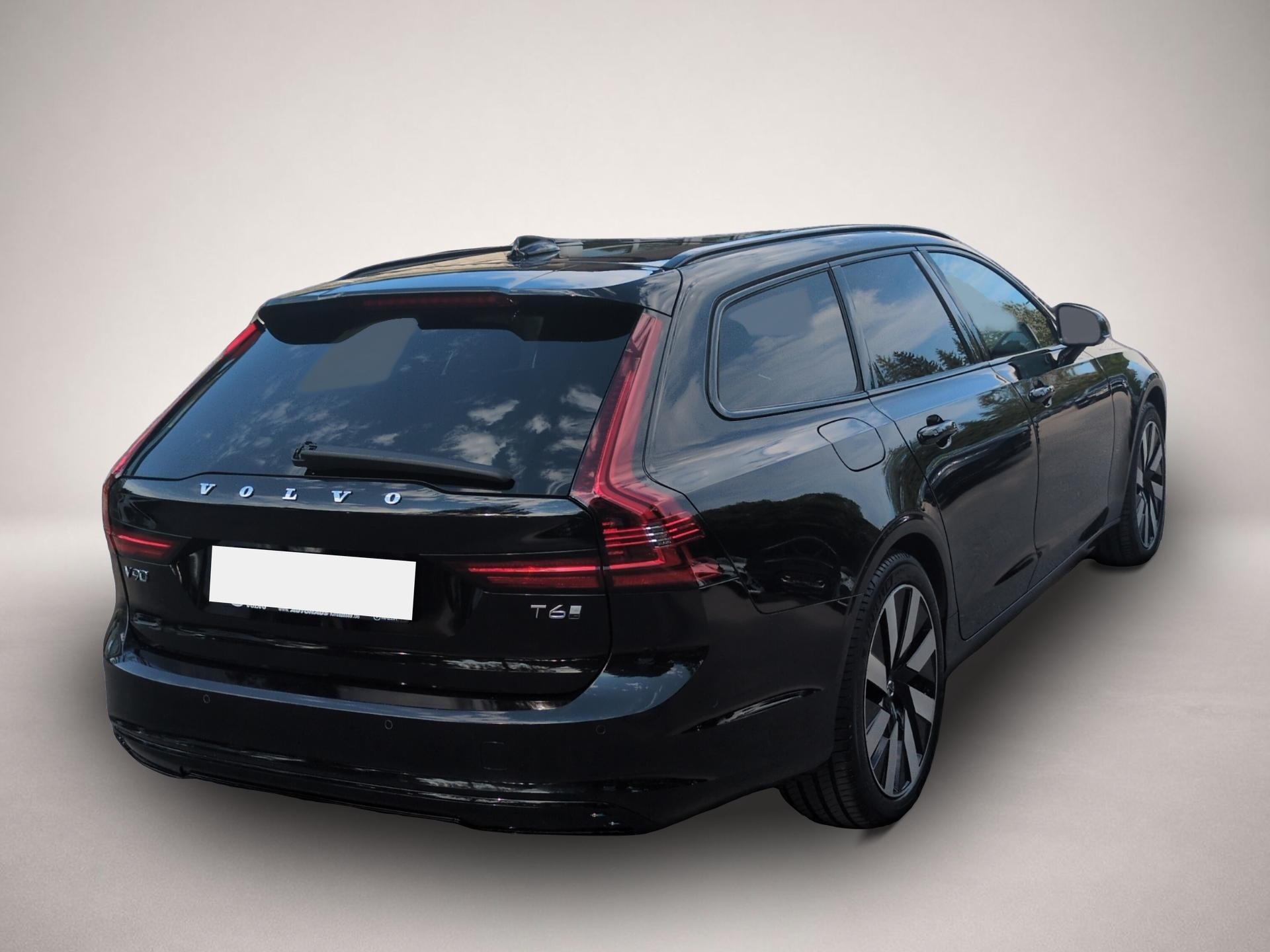 Volvo V90 (10/2025, Hybrid (Benzin/Elektro))
