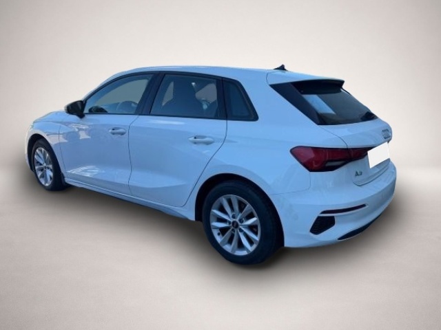 Audi A3 (03/2023, Benzin)