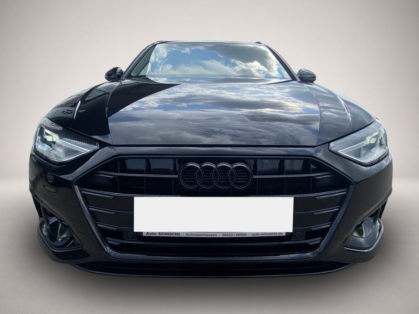 Audi A4 (08/2022, )