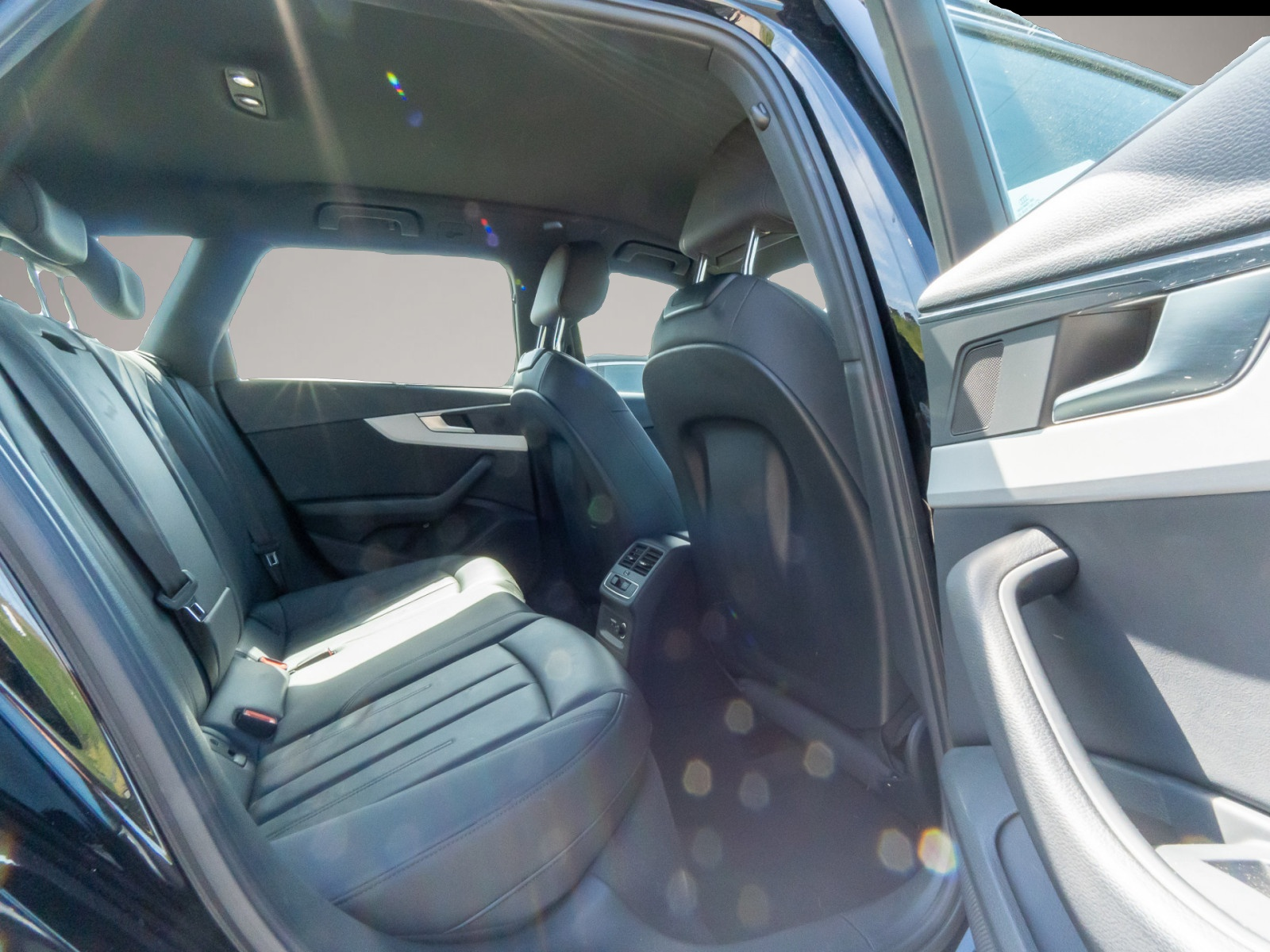 Audi A4 (12/2021, Diesel)