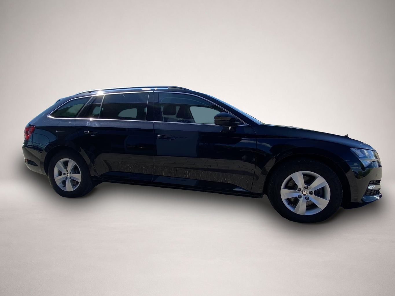 Skoda Superb (03/2024, )