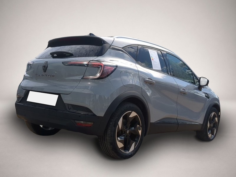 Renault Captur (06/2025, Benzin)