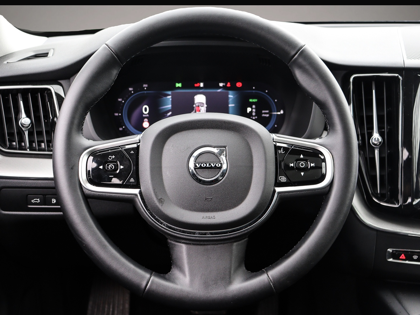 Volvo XC60 (02/2024, Hybrid (Benzin/Elektro))