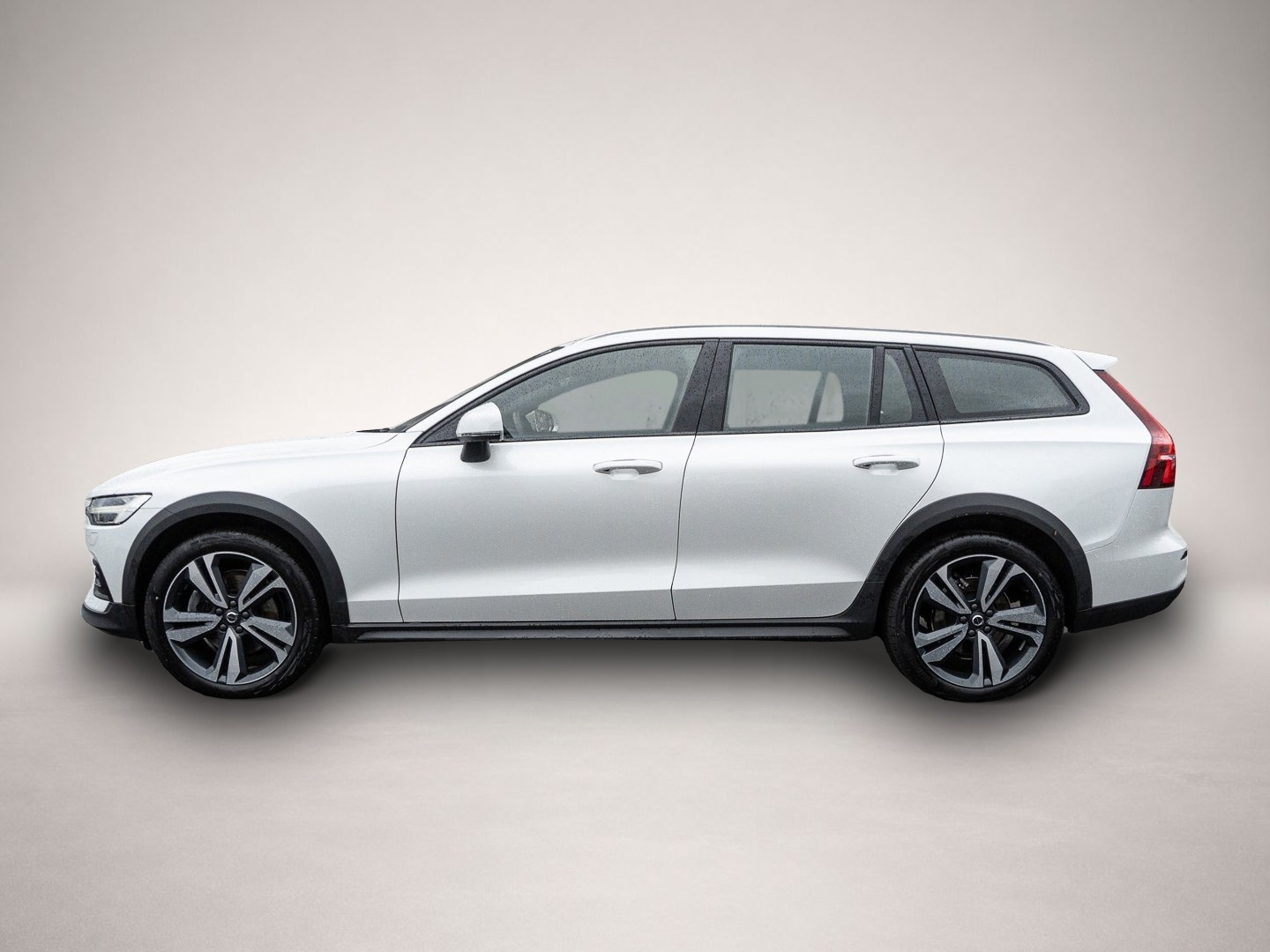 Volvo V60 Cross Country (03/2024, )