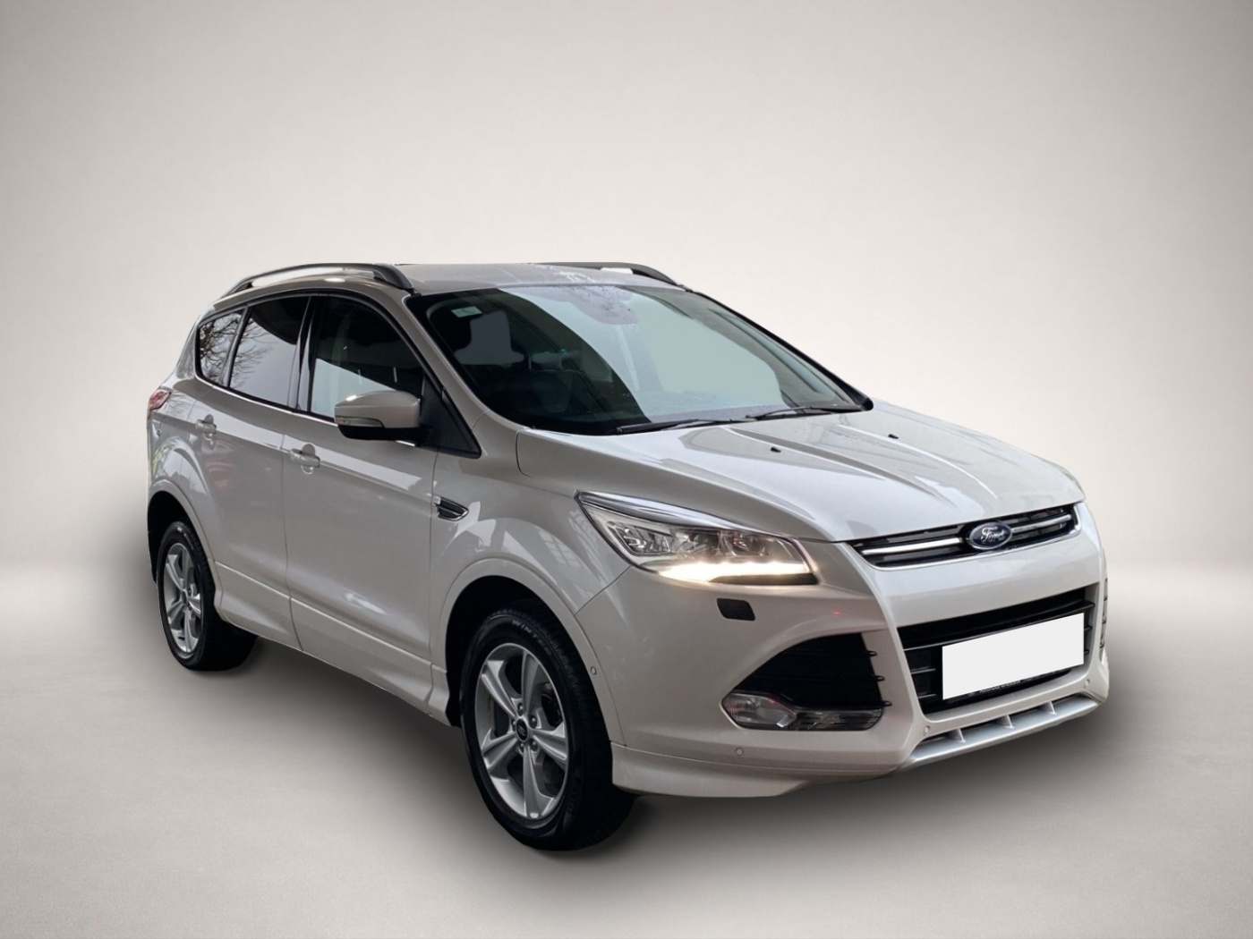 Ford Kuga (03/2016, )
