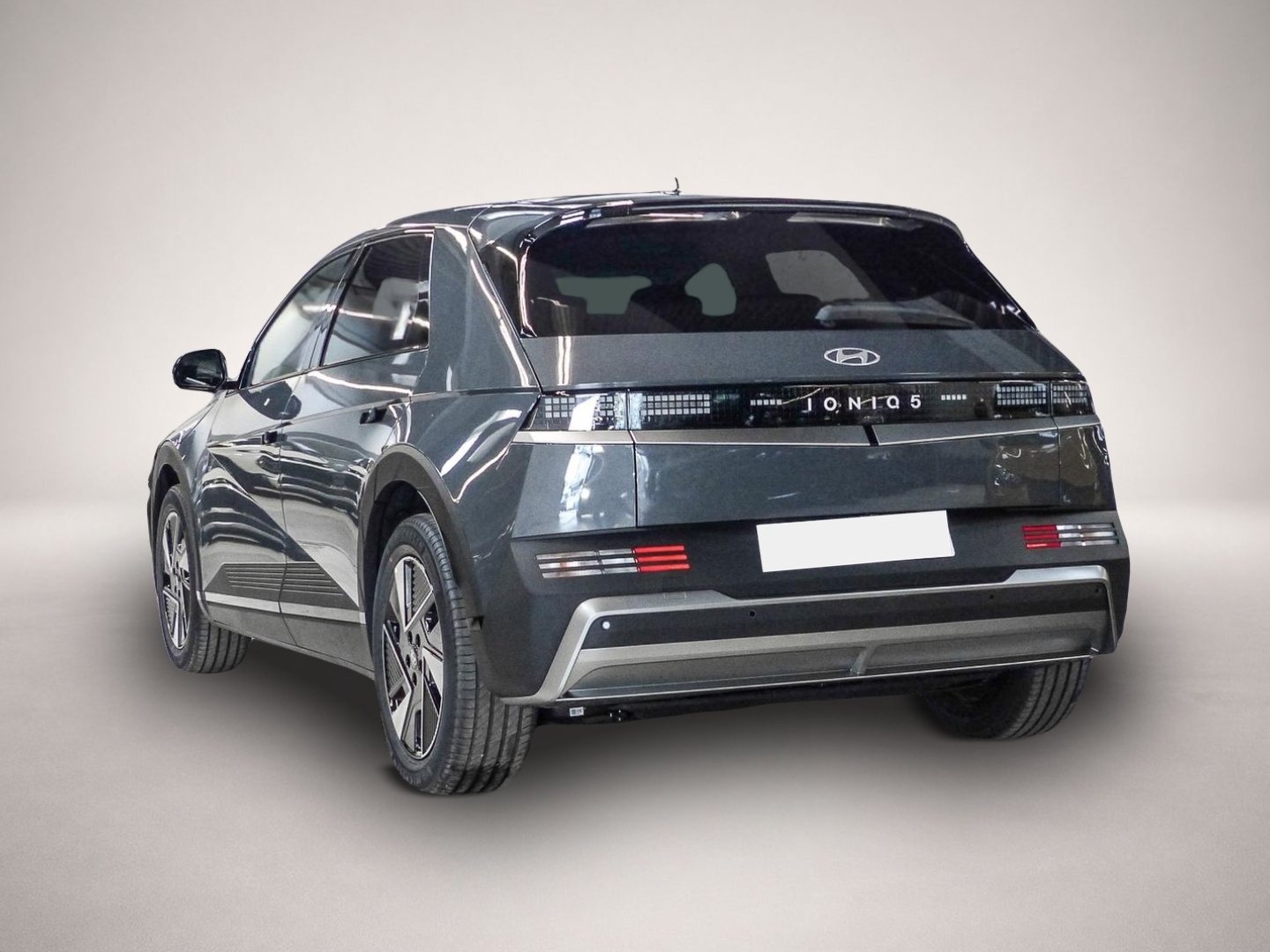 Hyundai IONIQ 5 (06/2026, ELECTRIC)