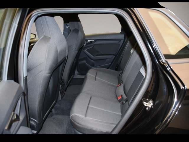 Audi A3 (09/2022, Benzin)