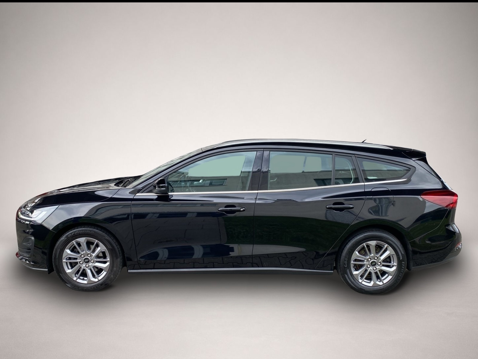 Ford Focus (03/2023, Benzin)