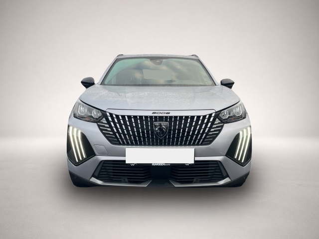 Peugeot 2008 (11/2023, Benzin)